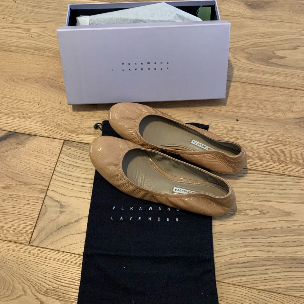 Vera Wang Flats